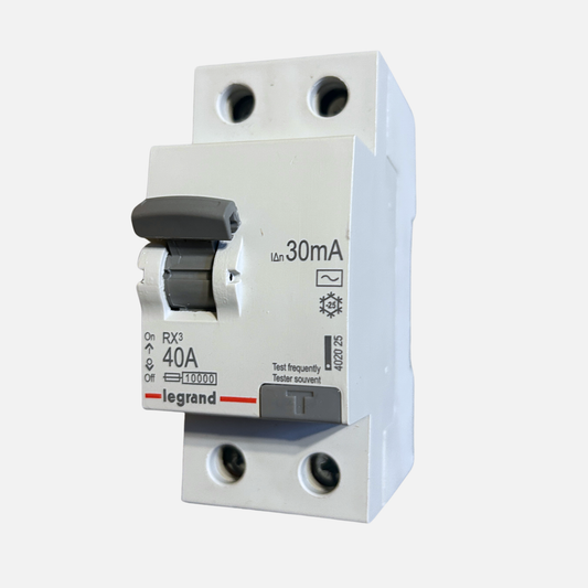 Interruptor diferencial Legrand RX3 2P 40A 30mA vista frontal